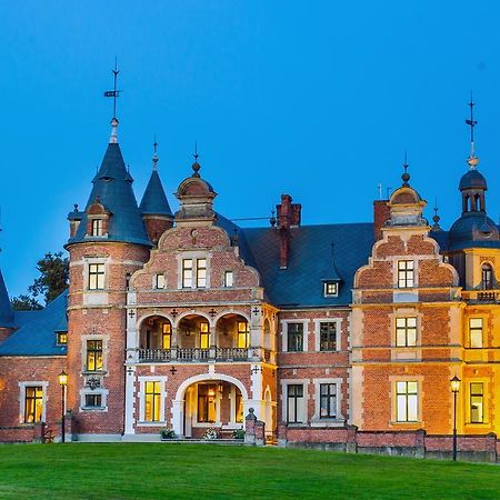 Palac Kobylniki Obrzycko Exterior foto