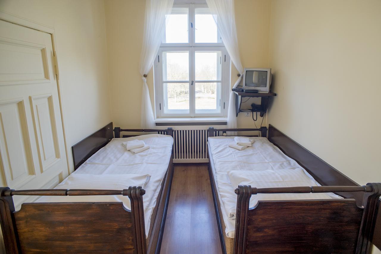 Palac Kobylniki Obrzycko Exterior foto